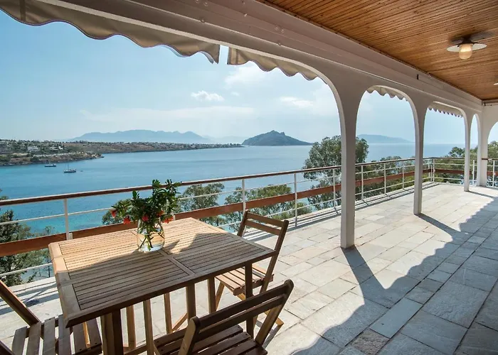 Phaedrus Living Sea View Villa Aegina