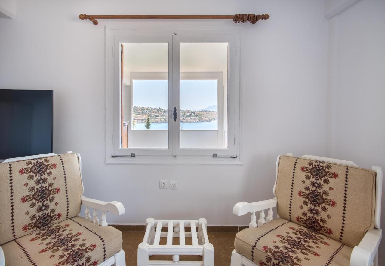 Phaedrus Living Sea View Aegina Perdika (Aegina)